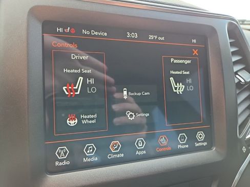 Used 2020 Jeep Cherokee Trailhawk w/ Technology Group image 45