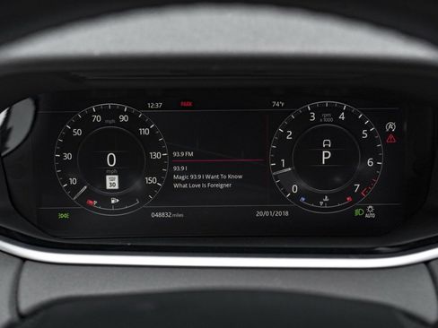 Used 2020 Land Rover Range Rover Evoque SE image 22