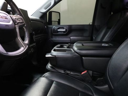 Used 2021 GMC Sierra 3500 4x4 Crew Cab w/ Gooseneck/5TH Wheel Package image 63