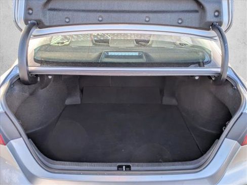 Used 2023 Toyota Camry SE image 6