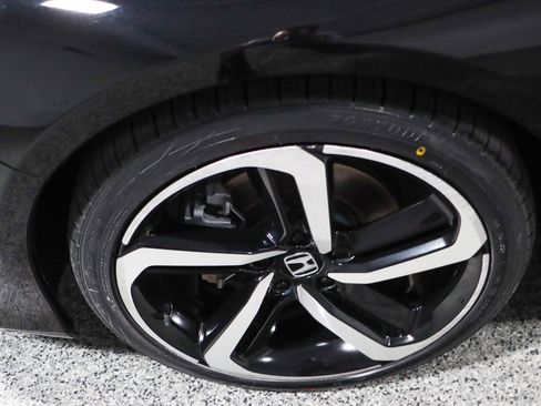 Used 2022 Honda Accord Sport image 11