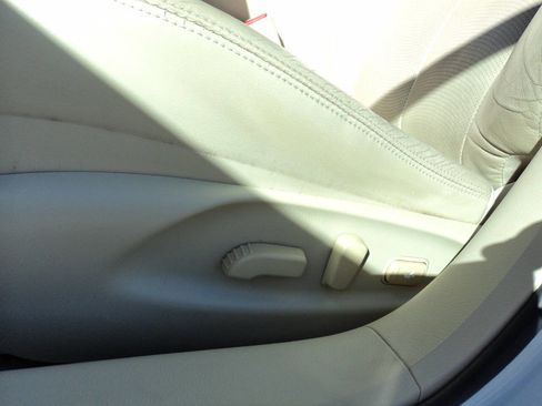 Used 2013 INFINITI M37 x w/ Premium Pkg image 18