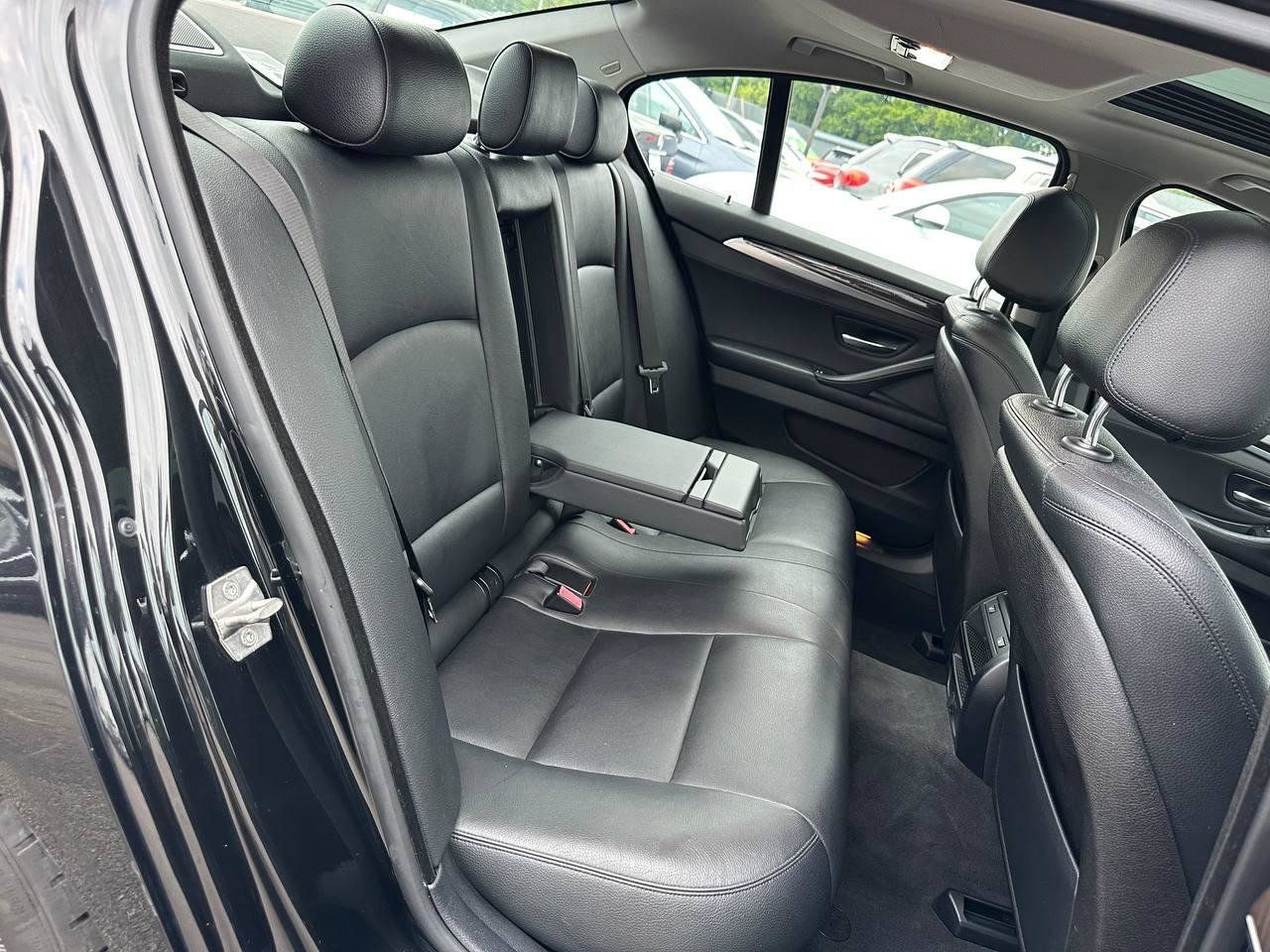 Used 2014 BMW 528i xDrive Sedan AWD/4WD image 34