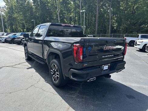 Used 2023 GMC Sierra 1500 AT4 w/ AT4 Premium Package AWD/4WD image 7