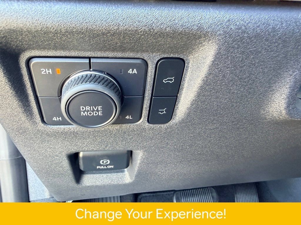 Used 2025 Ford Expedition Max Active AWD/4WD image 28