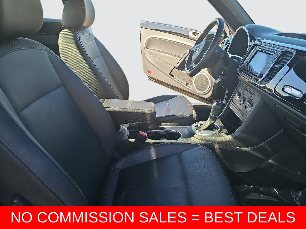 Used 2016 Volkswagen Beetle 1.8T SE FWD image 10