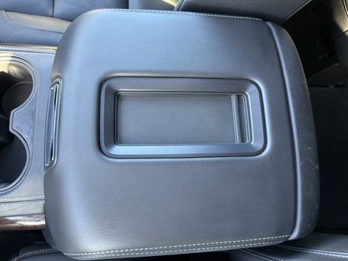 Used 2020 Chevrolet Tahoe LT image 29