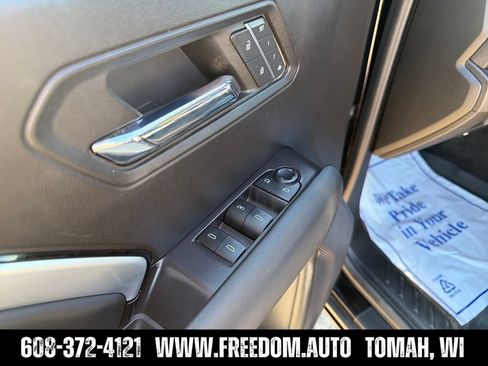 Used 2023 Chevrolet Colorado Z71 w/ Z71 Convenience Package 2 AWD/4WD image 11