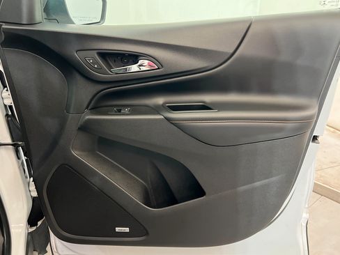 Used 2020 Chevrolet Equinox Premier AWD/4WD image 24