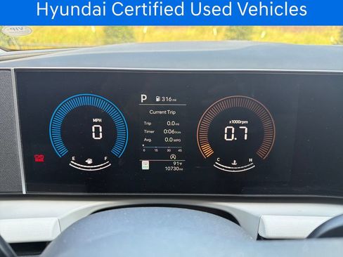 Certified 2025 Hyundai Tucson SEL AWD/4WD image 19