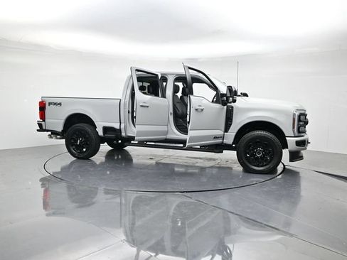 New 2026 Ford F250 Lariat w/ Black Appearance Package AWD/4WD image 50
