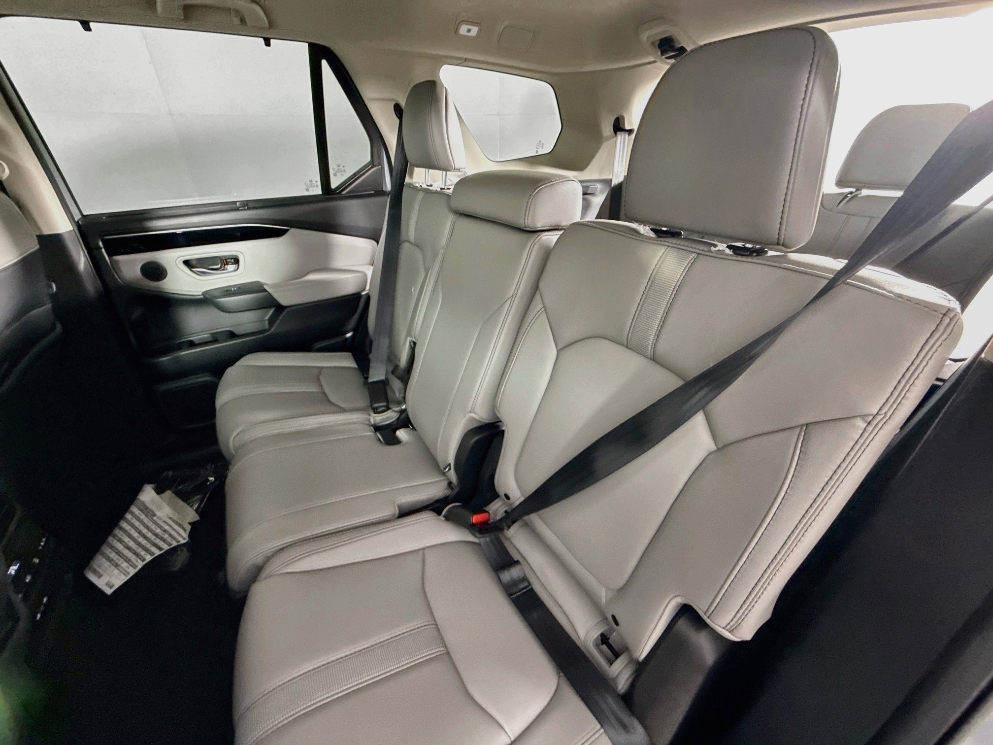 Certified 2025 Honda Pilot EX-L image 28