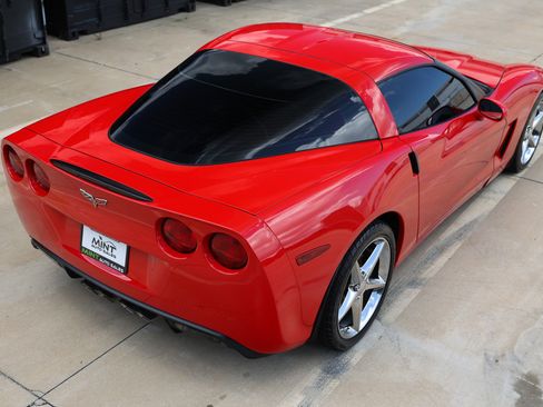 Used 2012 Chevrolet Corvette Coupe RWD image 15