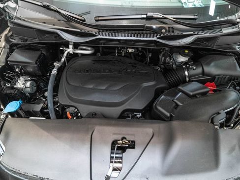 Used 2024 Honda Odyssey Sport image 40