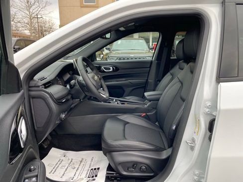 New 2026 Jeep Compass Latitude image 21