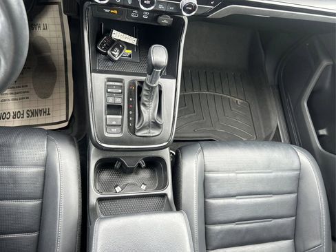 Used 2024 Honda CR-V EX-L image 12