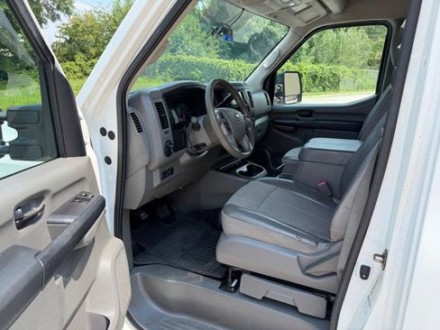 Used 2016 Nissan NV 2500 SV w/ Technology Package RWD image 26