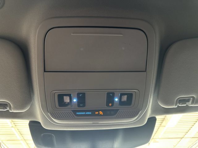 Used 2023 Ford Explorer XLT w/ Equipment Group 202A AWD/4WD image 38