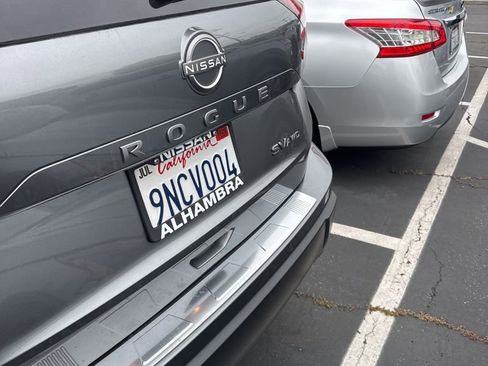 Certified 2024 Nissan Rogue SV image 4