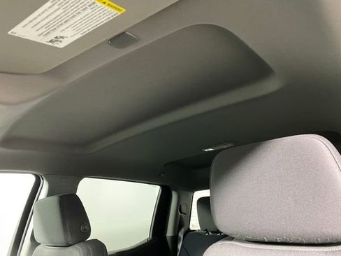 Certified 2022 Chevrolet Silverado 1500 Custom image 22