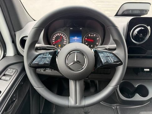 New 2026 Mercedes-Benz Sprinter 2500 image 13