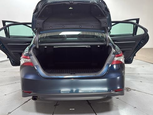 Certified 2021 Toyota Camry XLE w/ Cold Weather Package image 16