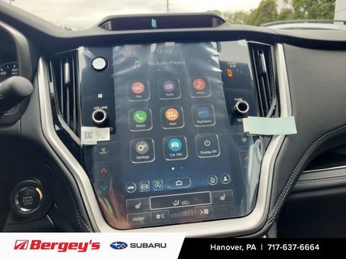 New 2025 Subaru Outback Limited image 17