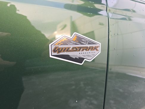 Used 2024 Ford Bronco Wildtrak image 12