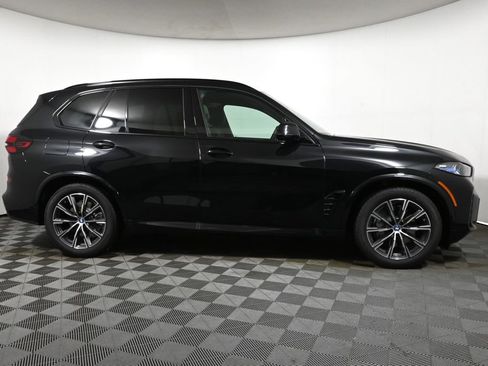 Used 2025 BMW X5 xDrive50e w/ M Sport Package image 8