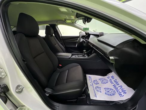 Used 2024 MAZDA MAZDA3 s FWD image 27