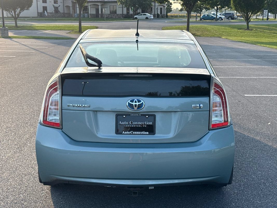 Used 2013 Toyota Prius Two FWD image 7