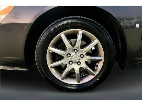 Used 2008 Buick Lucerne CXL w/ Ultra Confidence Package image 17