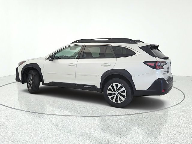 Used 2025 Subaru Outback Premium w/ Popular Package #1A AWD/4WD image 3