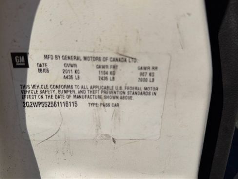 Used 2006 Pontiac Grand Prix w/ Preferred Package FWD image 41