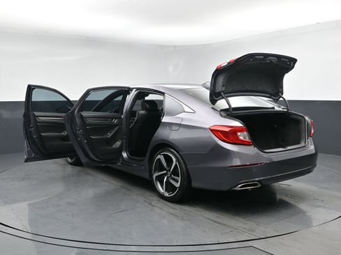 Used 2020 Honda Accord Sport image 27