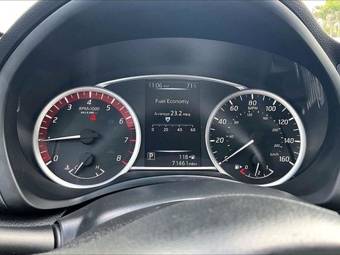 Used 2017 Nissan Sentra NISMO w/ NISMO Premium Package FWD image 13