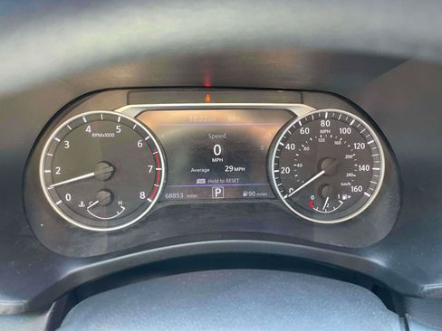 Used 2024 Nissan Sentra SV FWD image 9