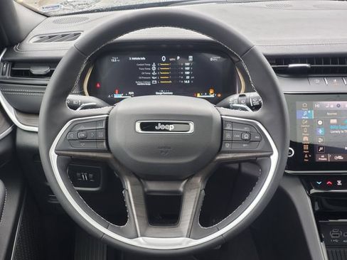 New 2026 Jeep Grand Cherokee L Limited AWD/4WD image 27