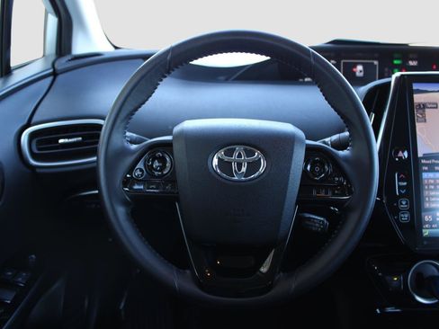 Used 2020 Toyota Prius Prime XLE FWD image 28