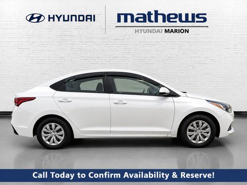 Used 2021 Hyundai Accent SE FWD image 6