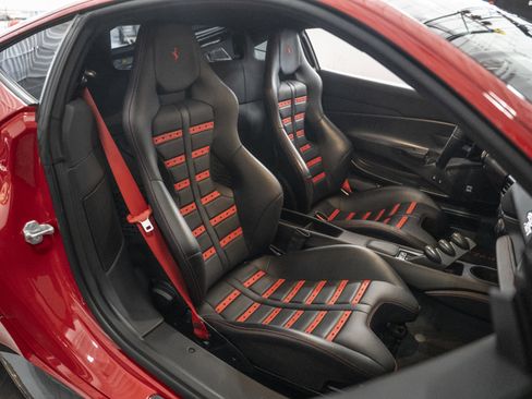 Used 2019 Ferrari 488 Pista Coupe RWD image 33