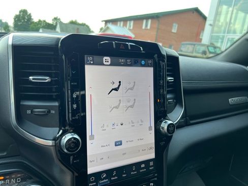 Used 2023 RAM 1500 Laramie image 15