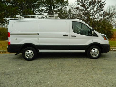 Used 2020 Ford Transit 250 Low Roof AWD image 5