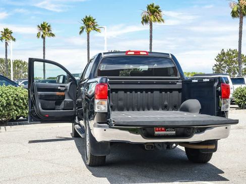 Used 2013 Toyota Tundra Platinum w/ Platinum Pkg RWD image 29