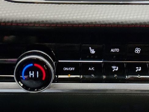 New 2026 Chevrolet Equinox RS w/ LPO, Floor Liner Package image 21