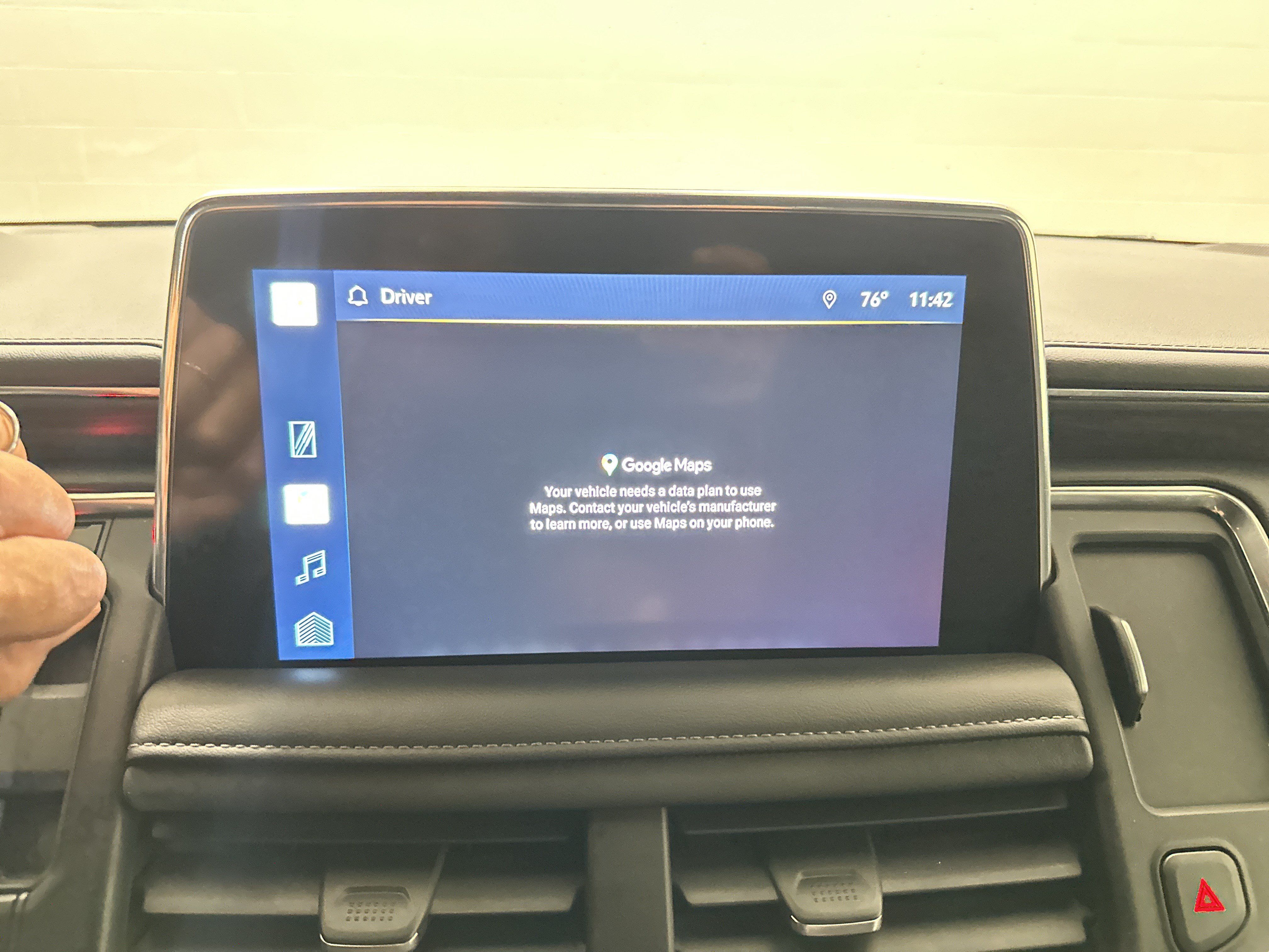 Used 2022 Chevrolet Tahoe Z71 w/ Luxury Package AWD/4WD image 24