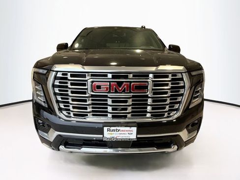Certified 2025 GMC Yukon XL Denali image 2