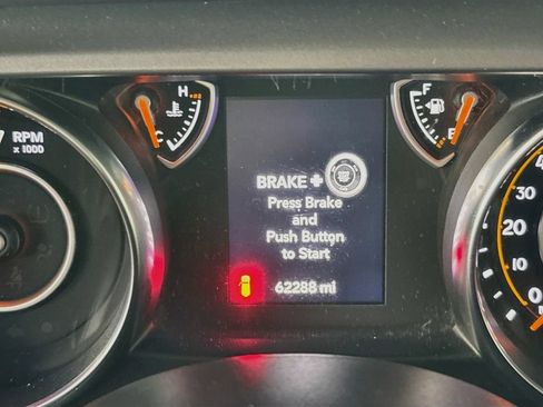 Used 2021 Jeep Wrangler Unlimited Sport AWD/4WD image 13