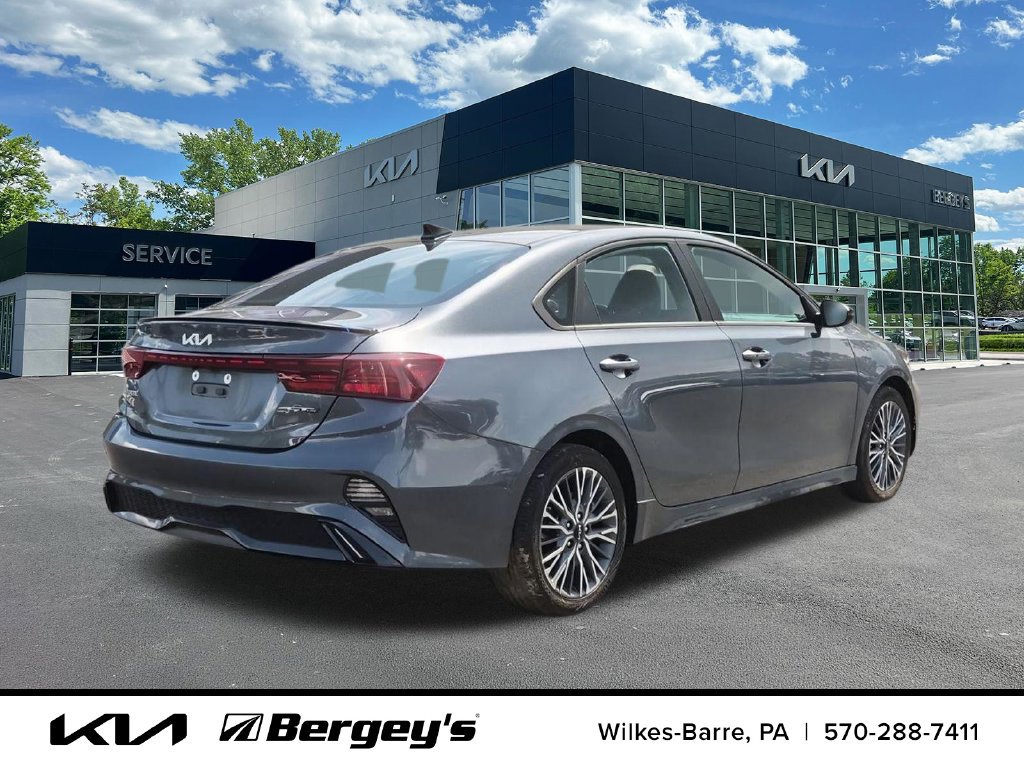 Certified 2024 Kia Forte GT-Line FWD image 6