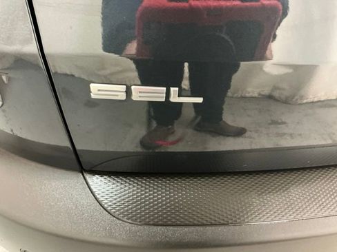 Used 2022 Ford Escape SEL image 6